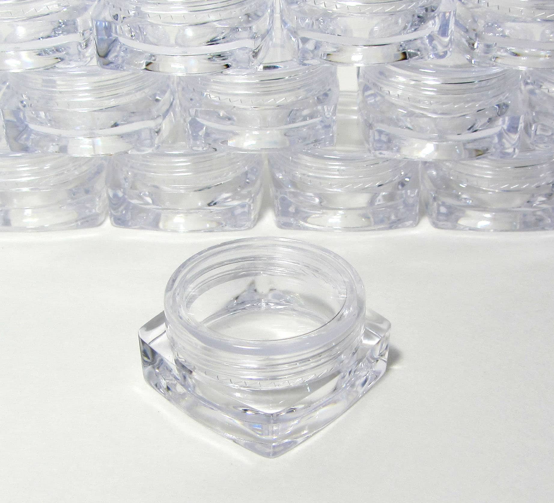 Mini Cosmetic Jars Square Beauty Lip Balm Eyeshadow Glitter Container 3 Ml Sampple Jar (50 Jars) Purple Pink Red Blue White Clear Black Lid Discount Cosmetic Jars